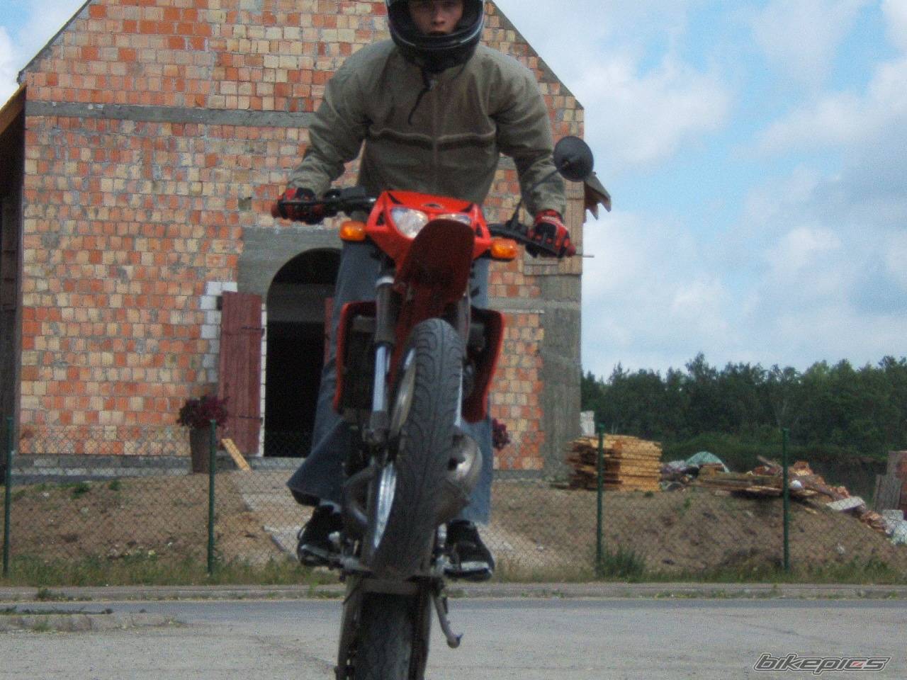 Bike Photo 400508