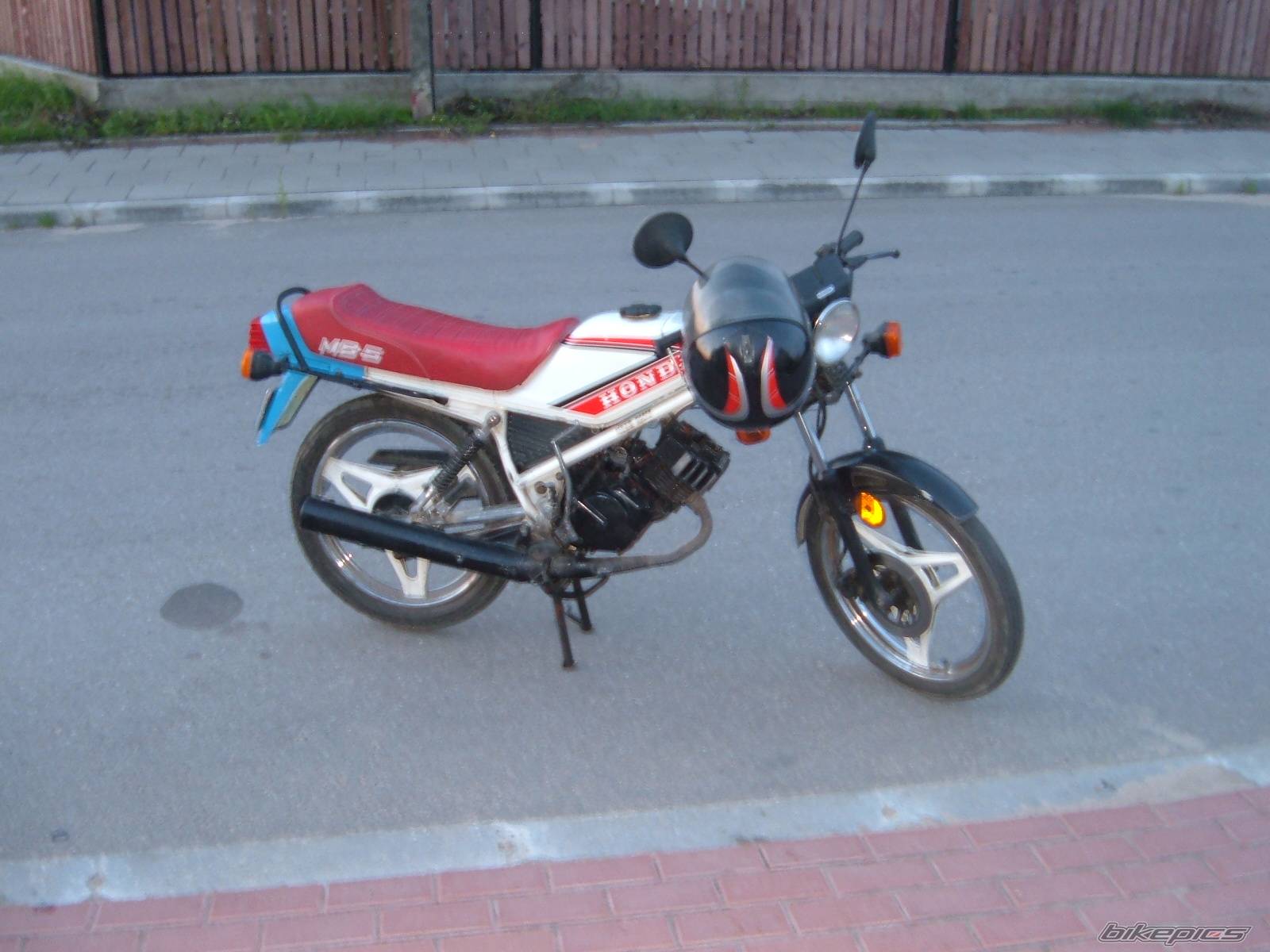 Photo 407690