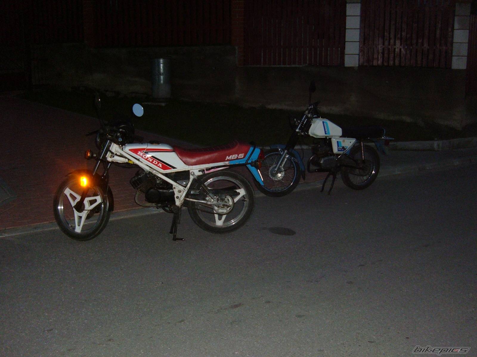 Photo 407692