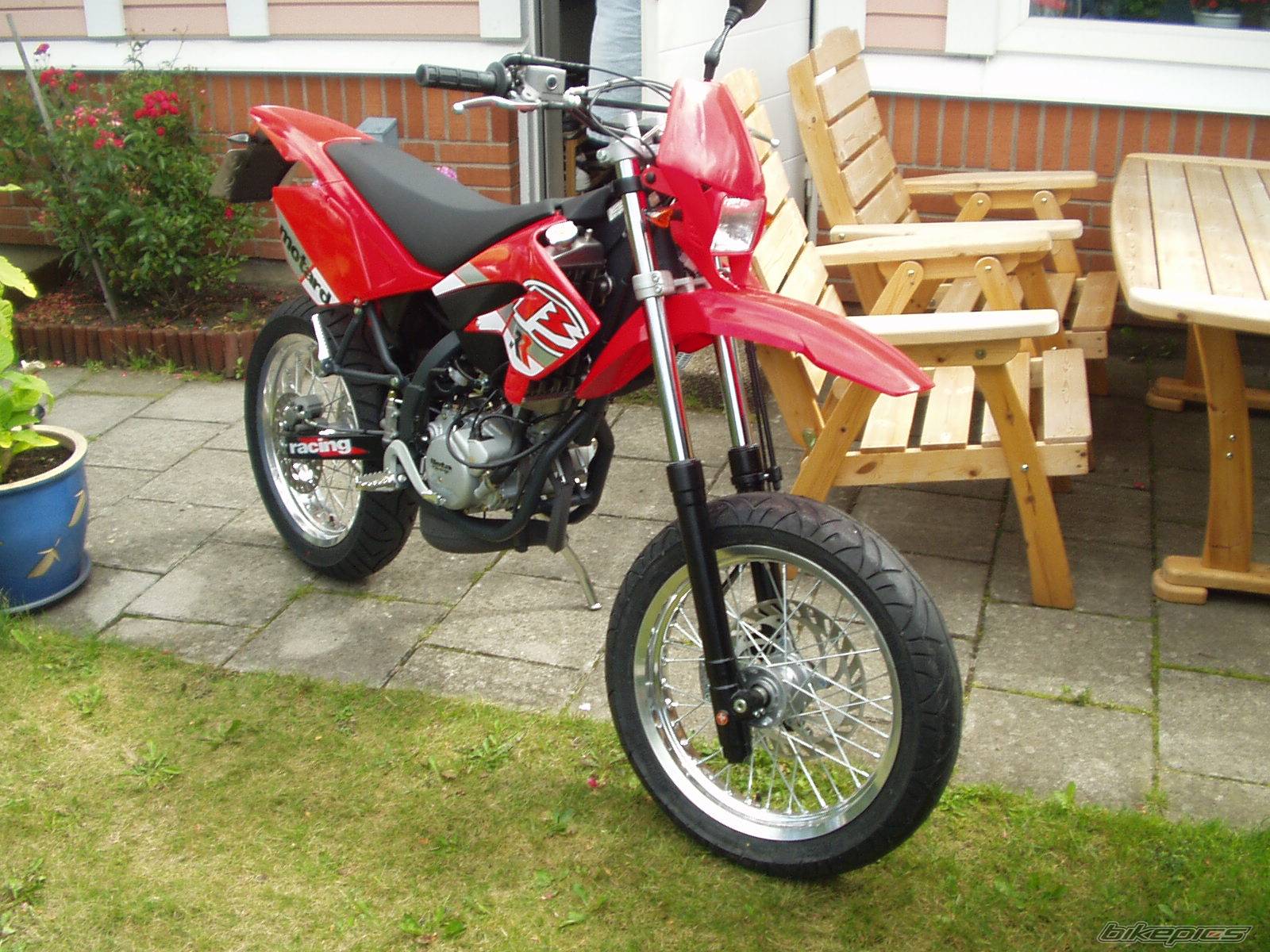 Bike Photo 409422