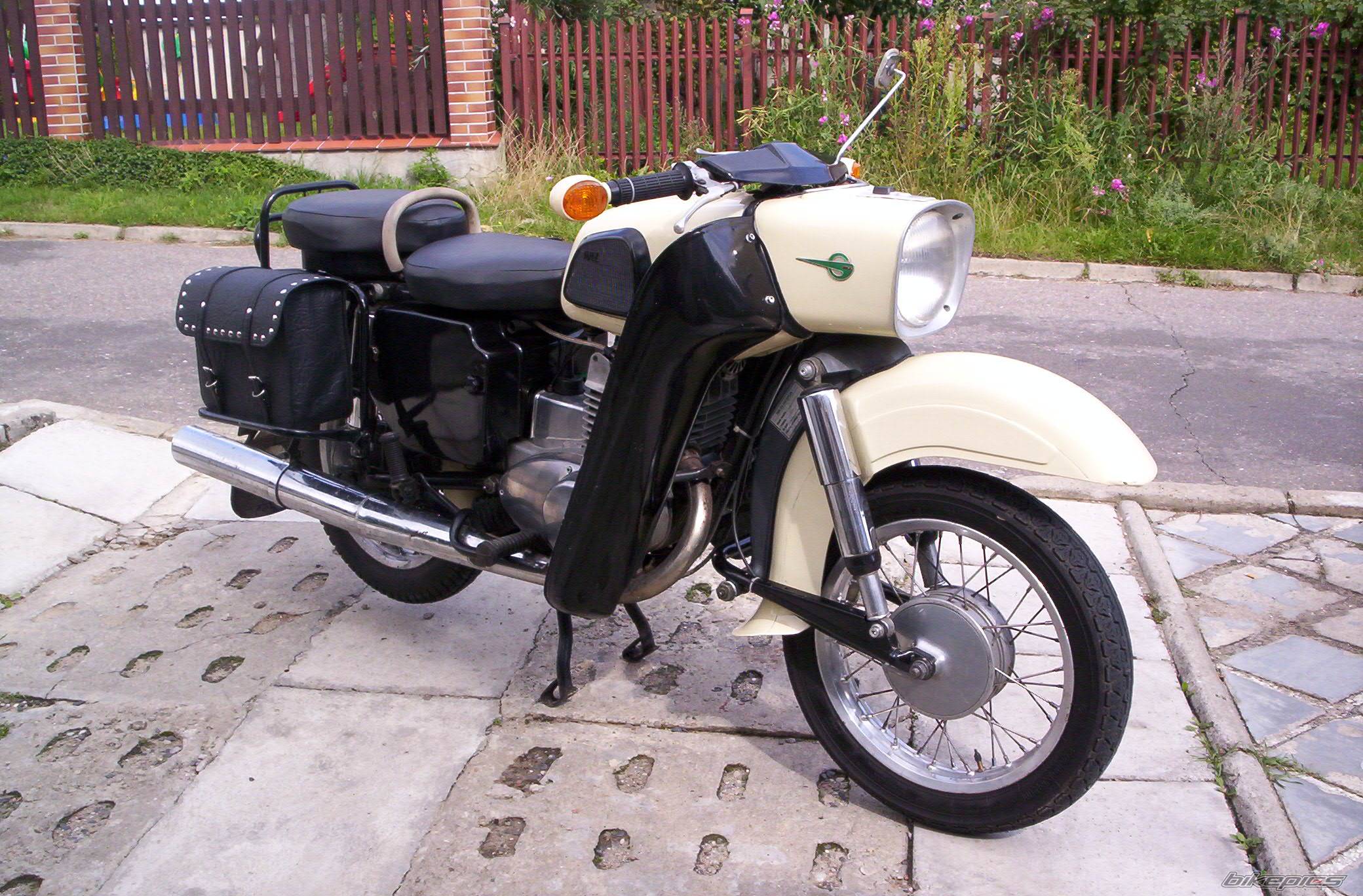 Photo 411071