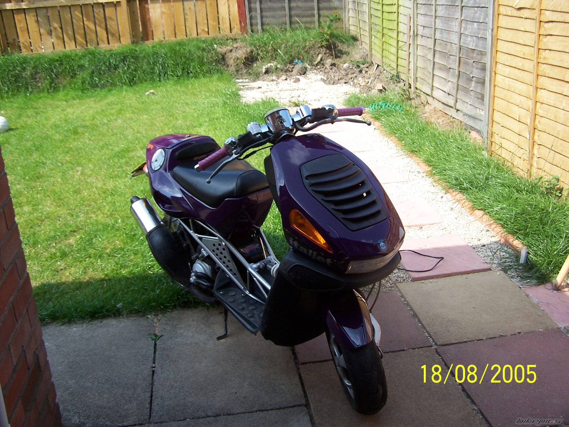 Photo 411443
