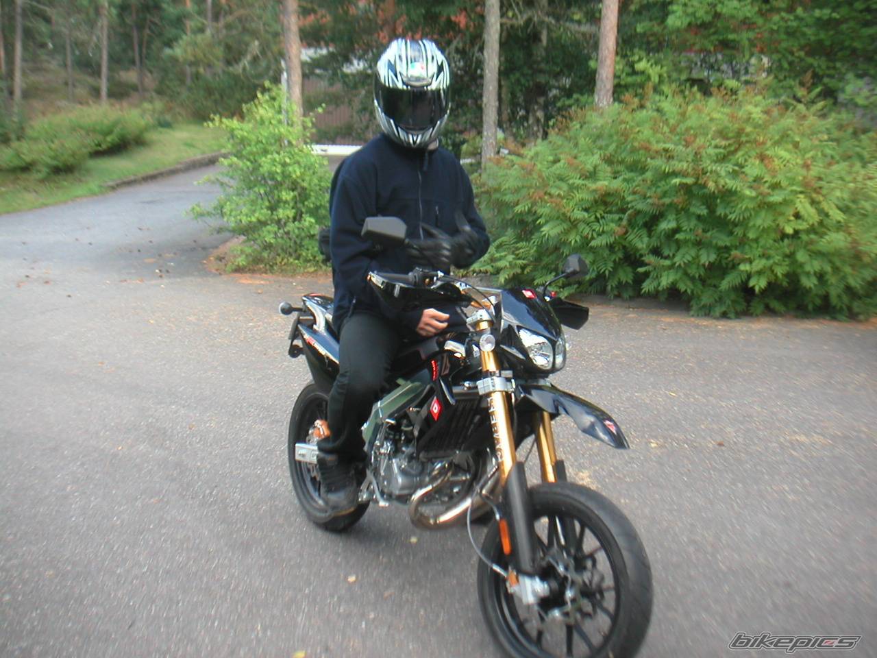 Bike Photo 411937