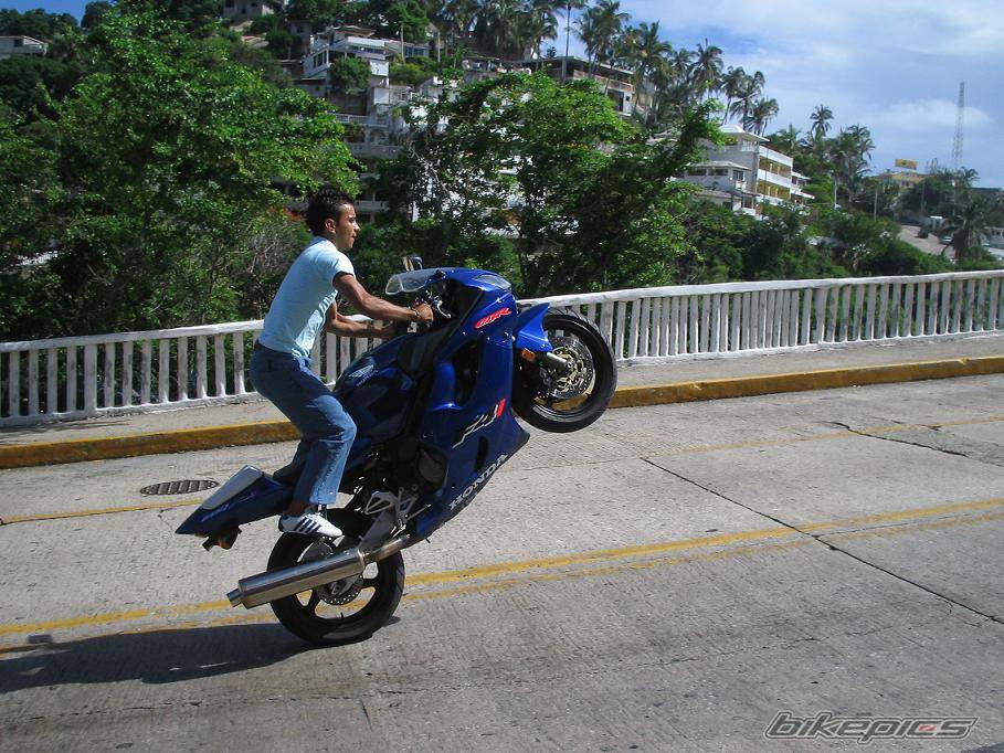 Photo 415345