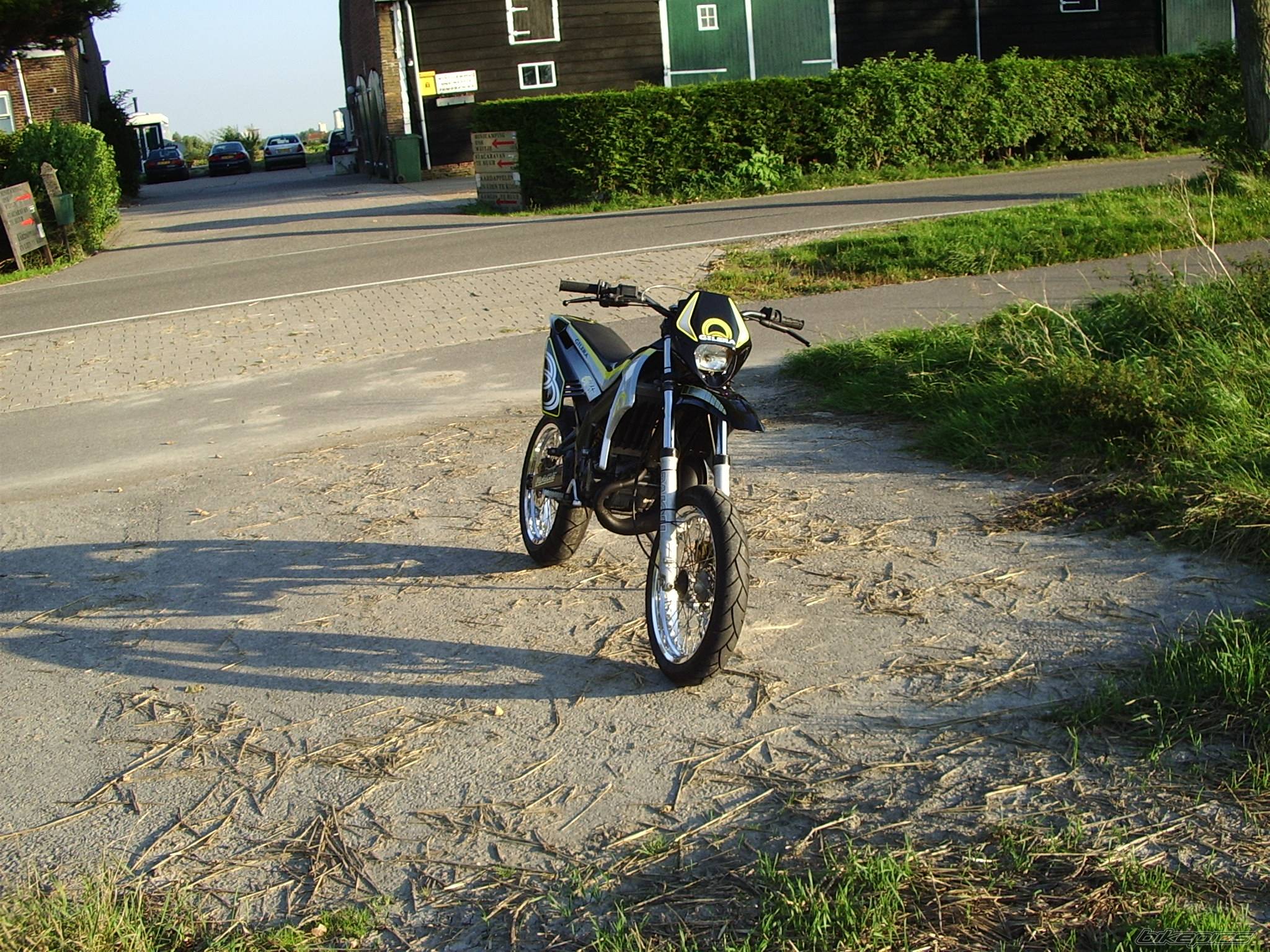 Bike Photo 418929