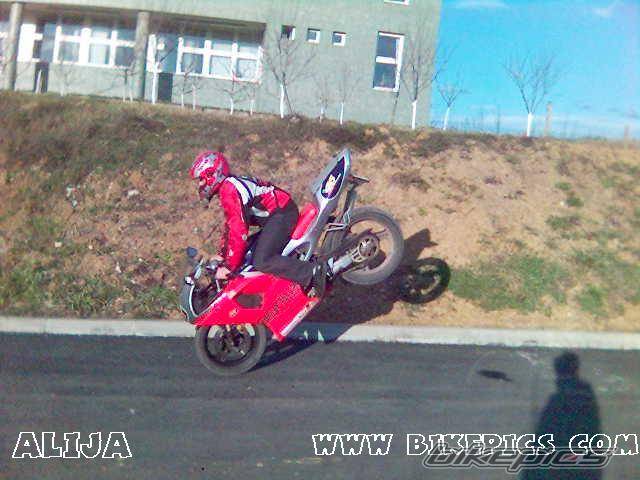 Photo 436044
