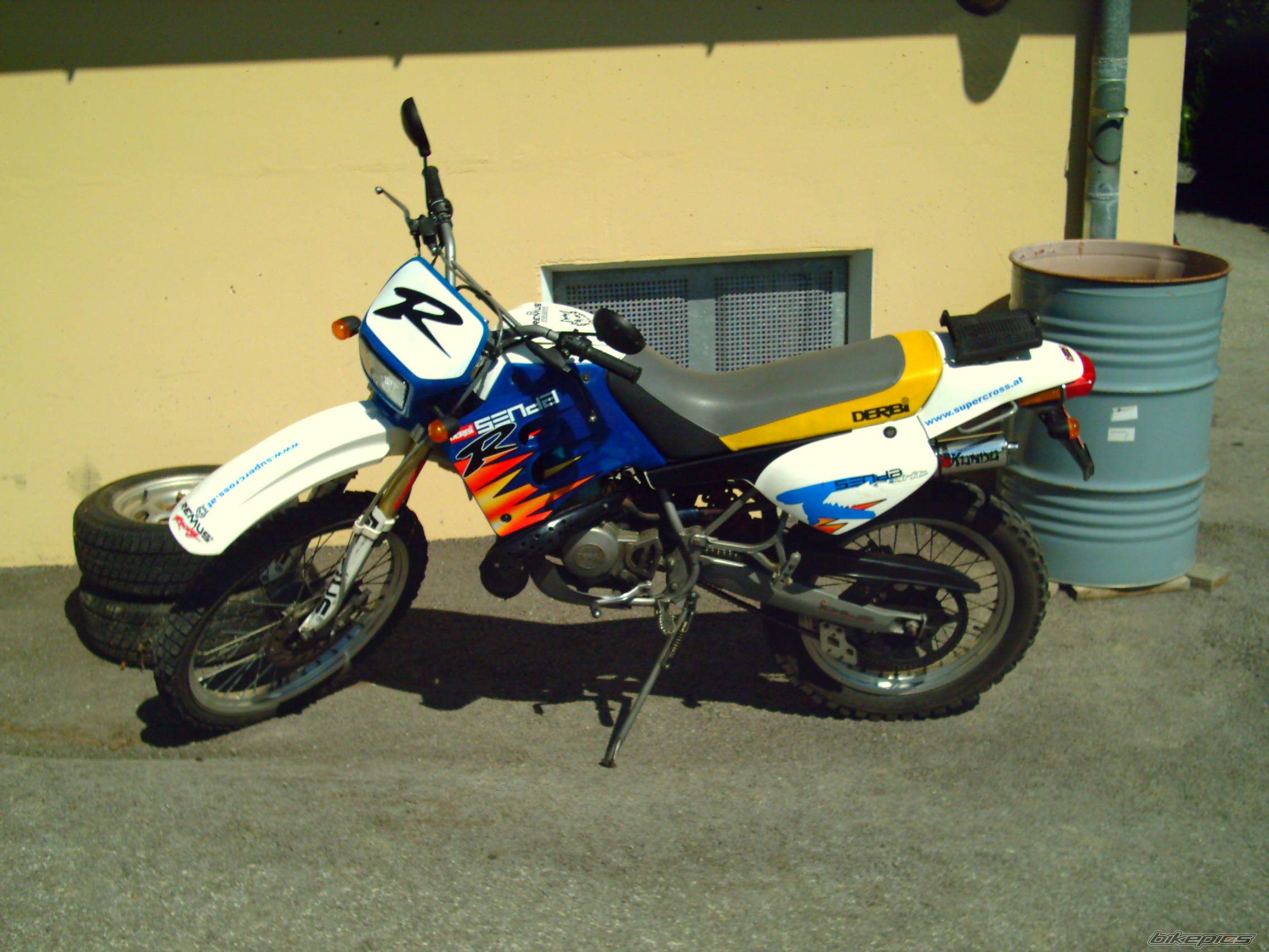 Photo 436195