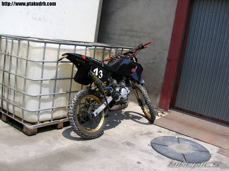 Photo 436380