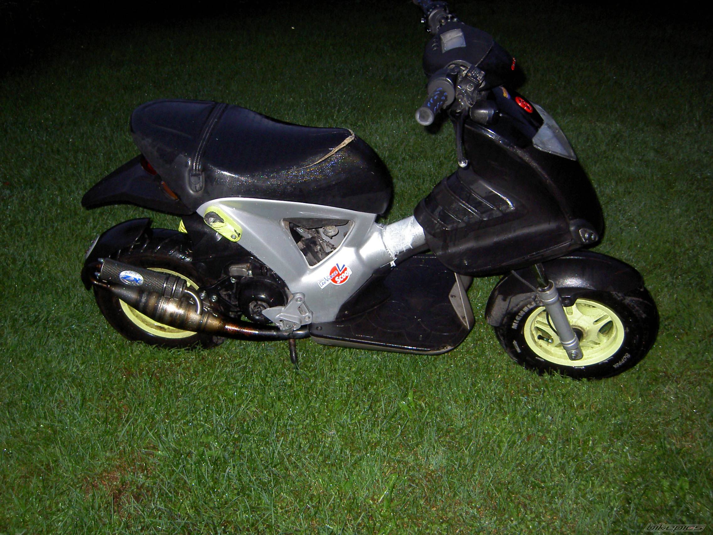 Photo 437084