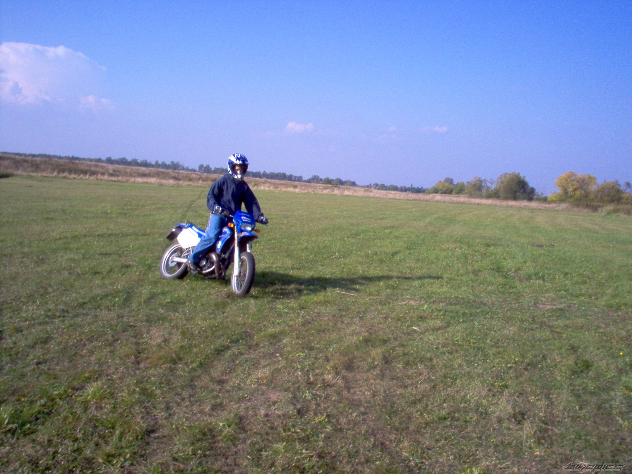 Photo 437095
