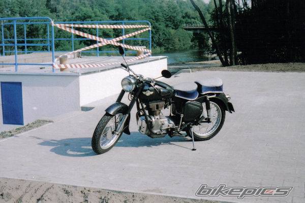 Photo 437575
