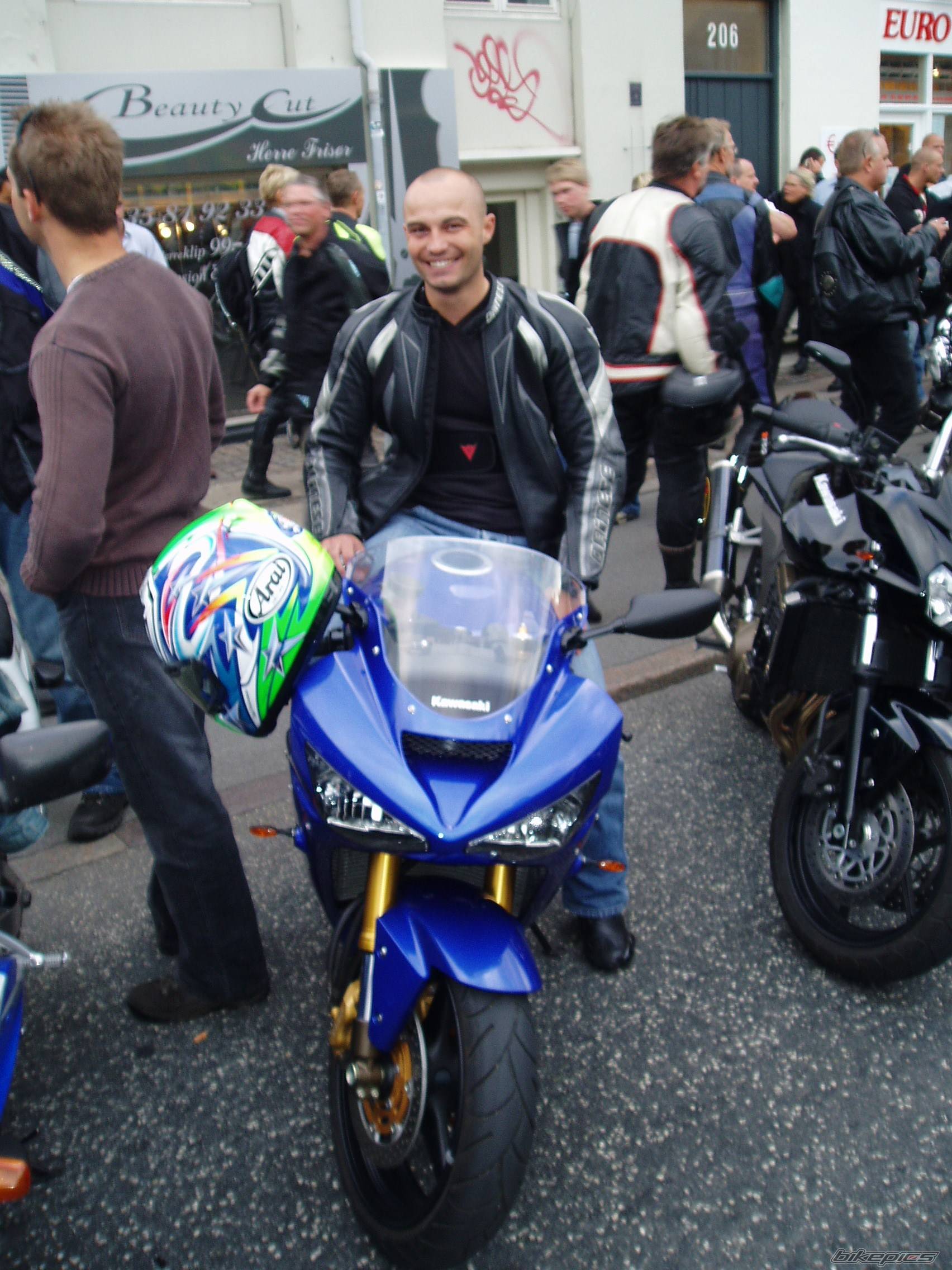 Bike Photo 439834