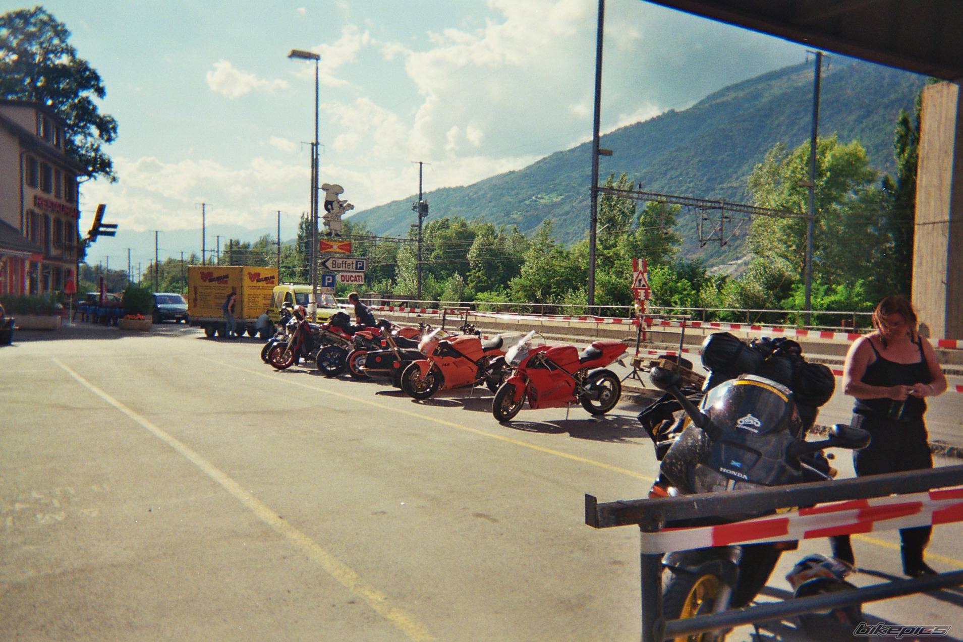 Photo 443063