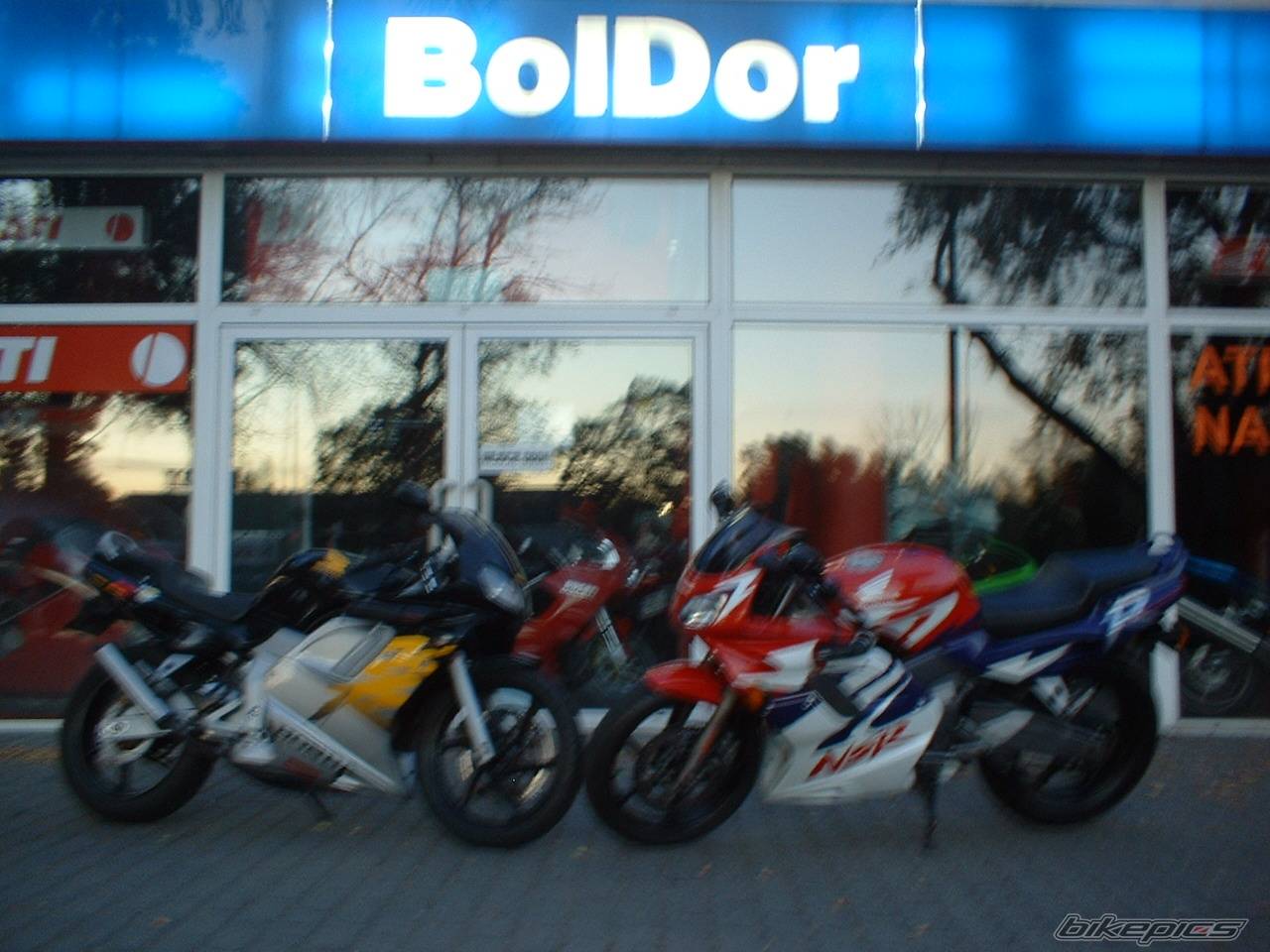 Bike Photo 444279