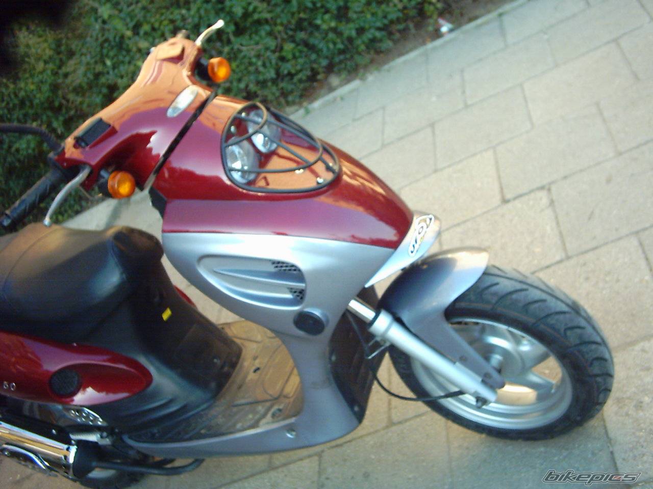 Moto Zeta:P