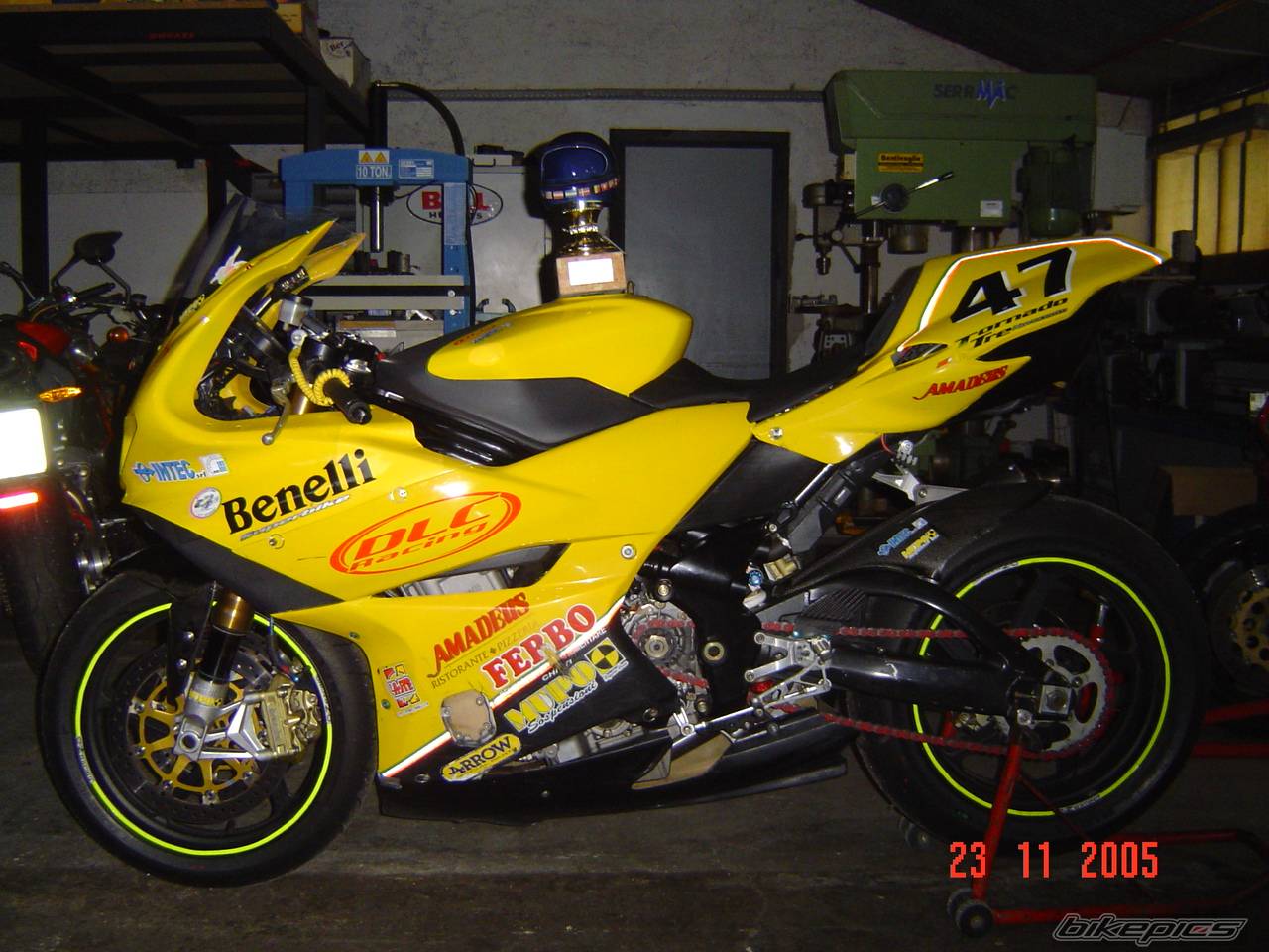 Photo 472359