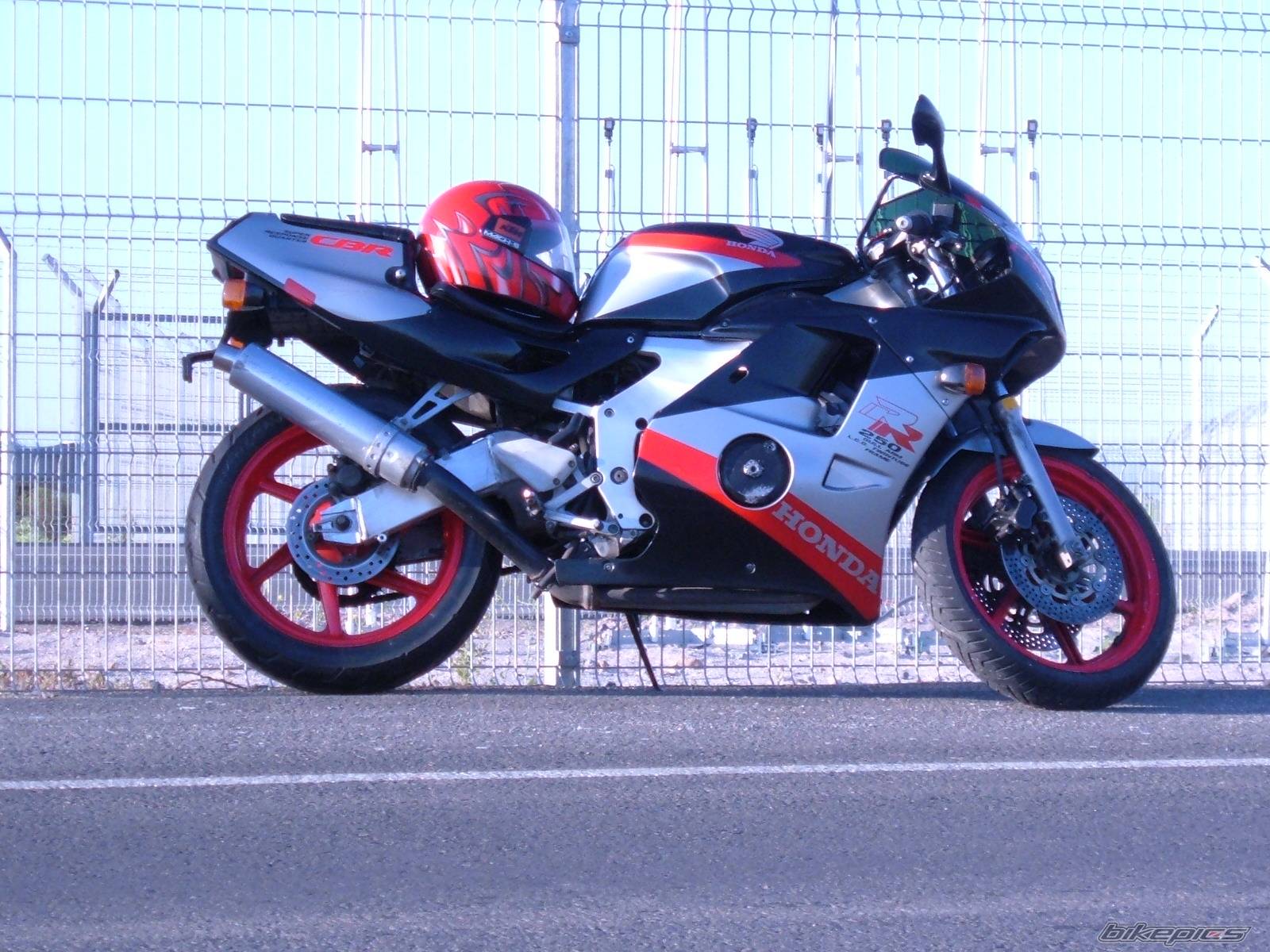 Photo 476320