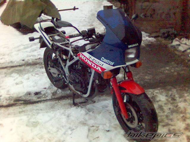 Photo 541935
