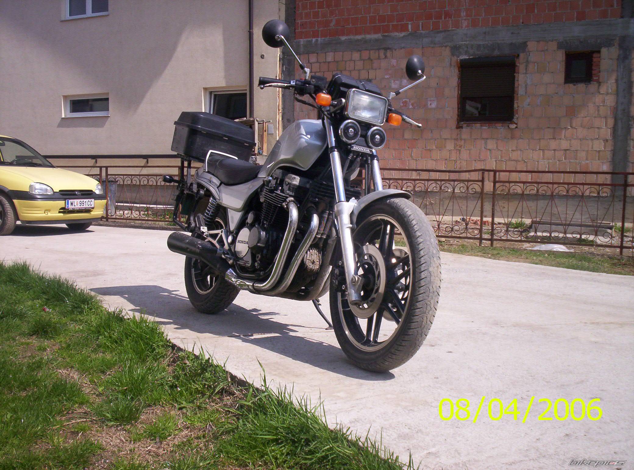Photo 558231