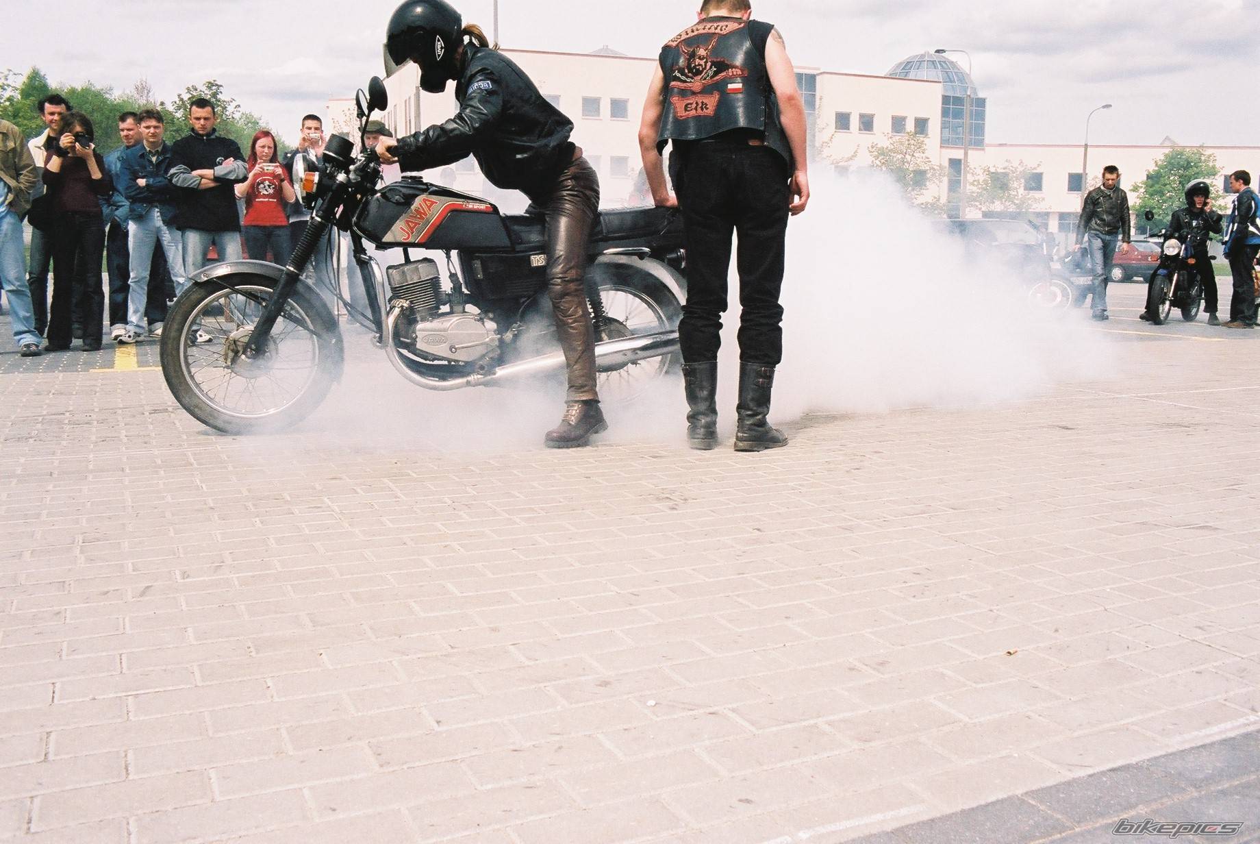 Bike Photo 569215