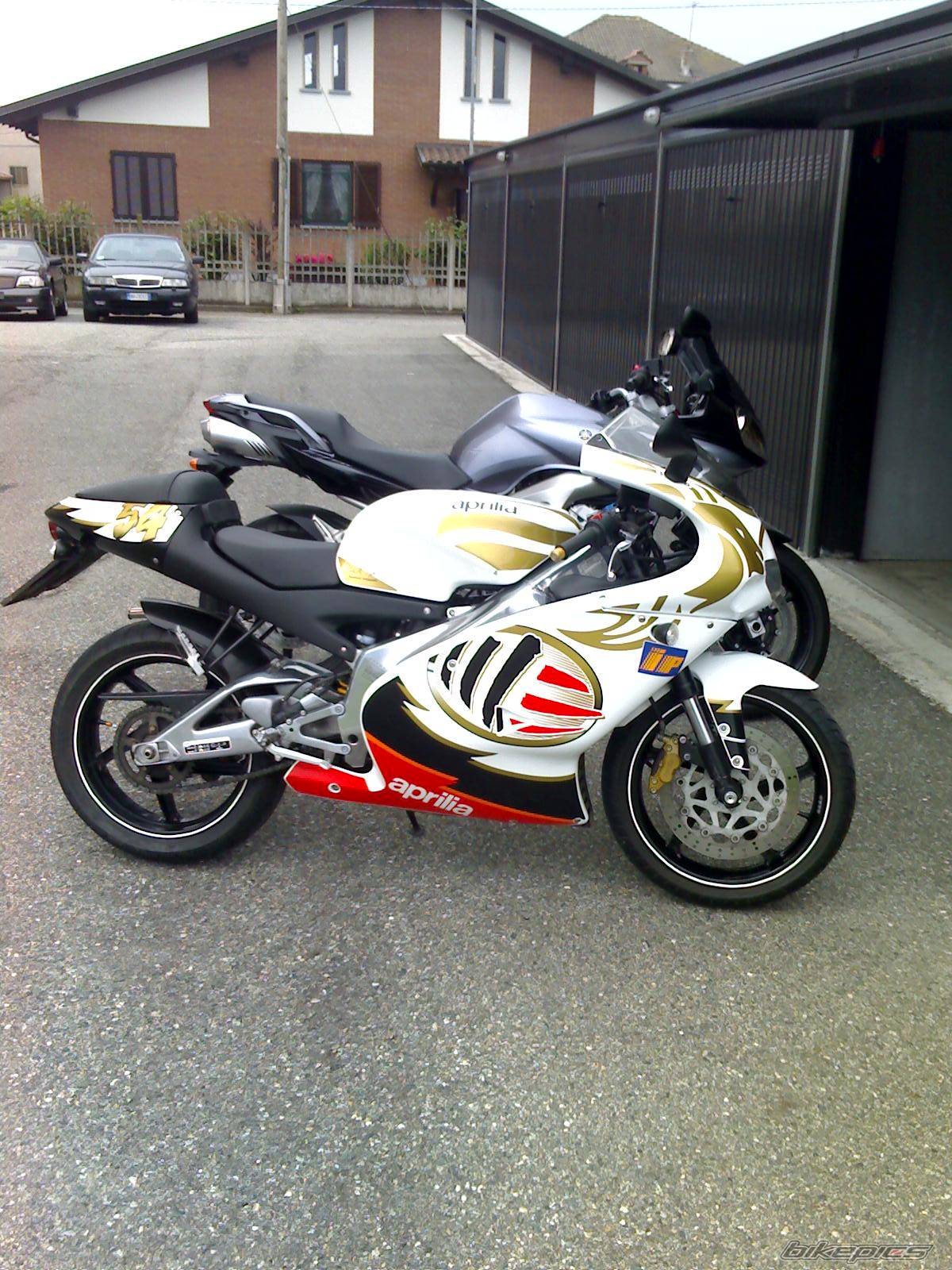 Bike Photo 585098