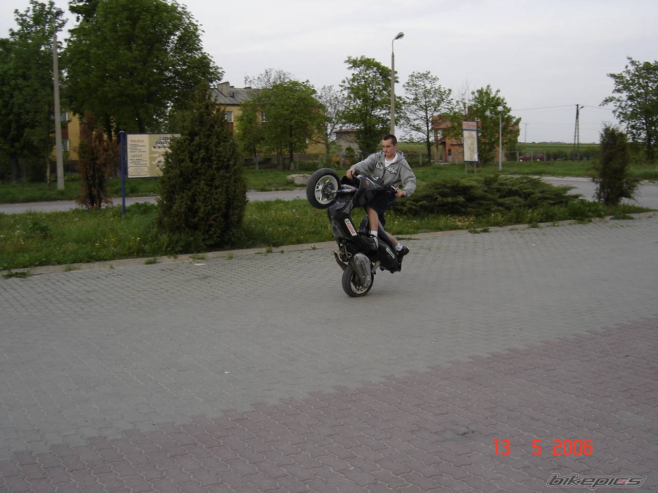 Photo 586768