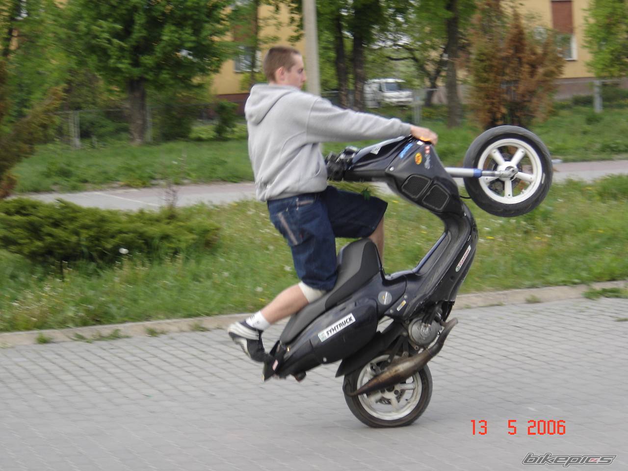 Photo 586773