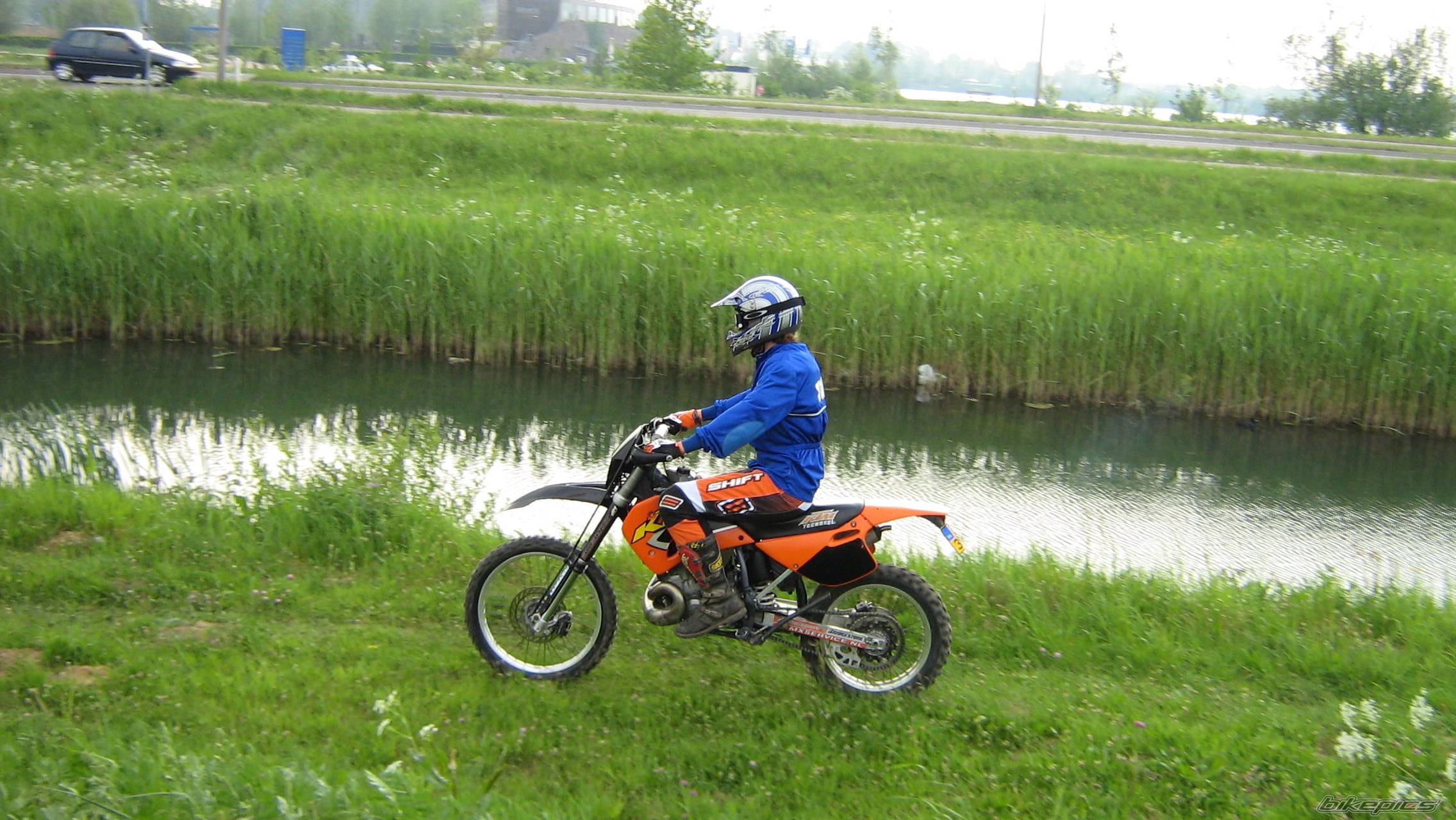 Bike Photo 586790