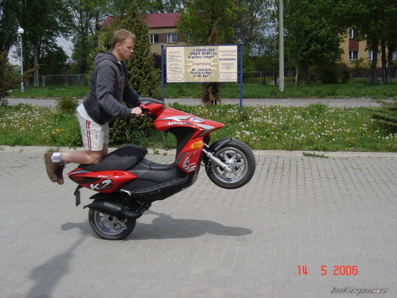 Bike Photo 587082