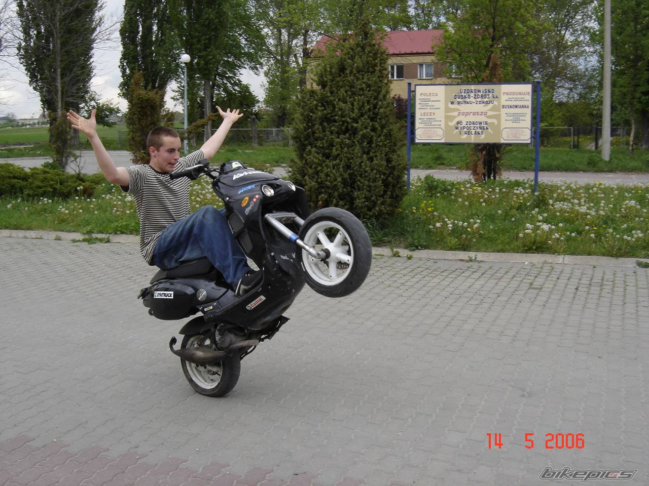 Bike Photo 587084