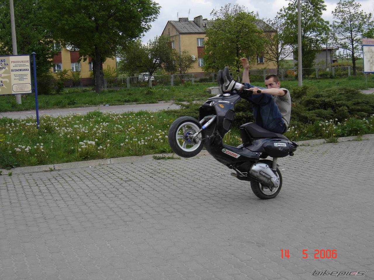Photo 587092