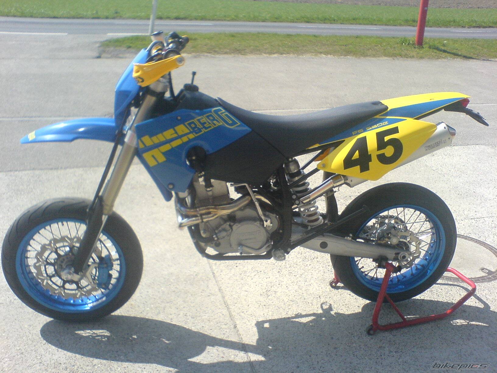 Bike Photo 587569