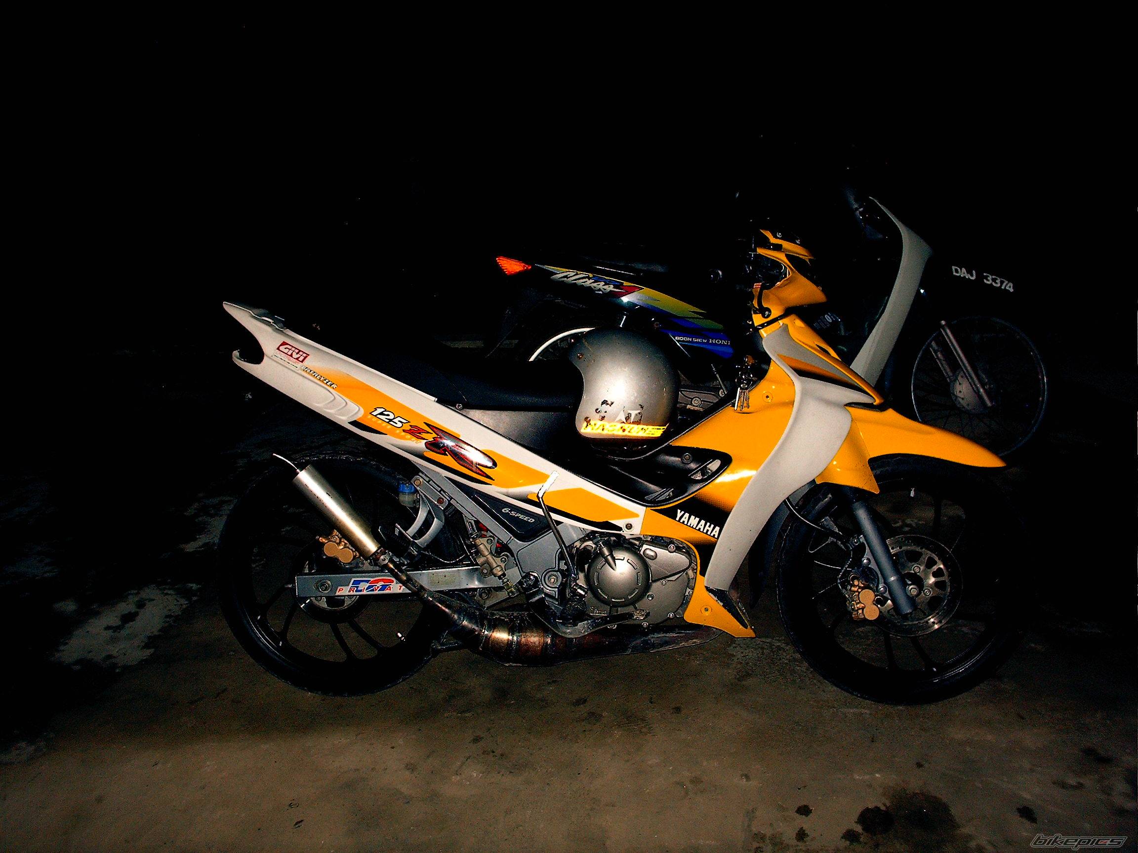 Bike Photo 587927
