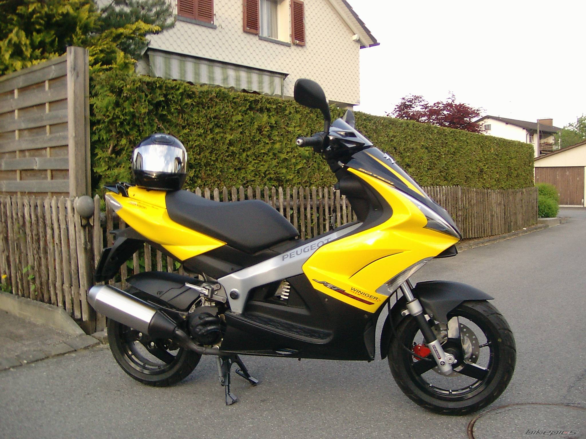 Bike Photo 588386