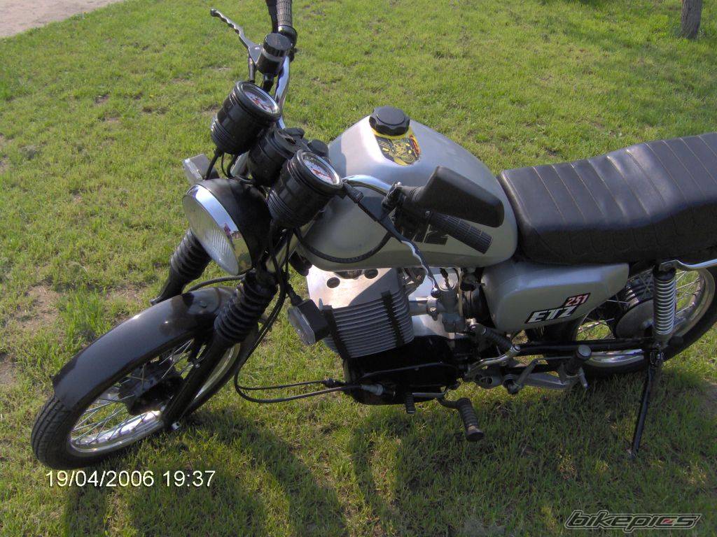 Bike Photo 588395