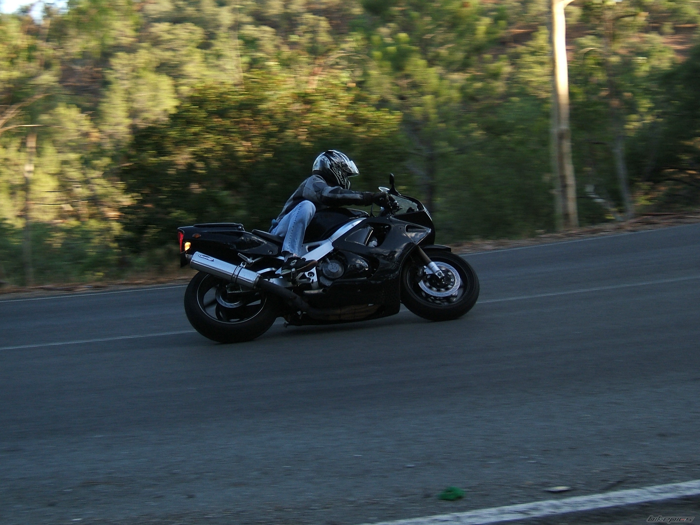 Photo 589192