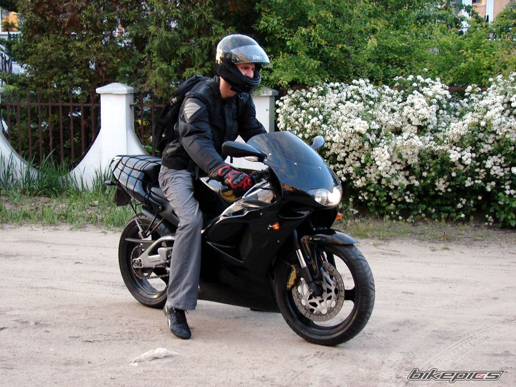 Bike Photo 599705