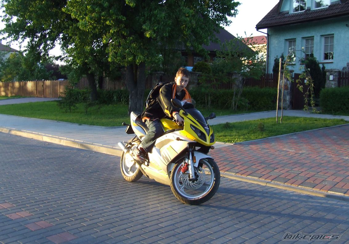 Photo 603869