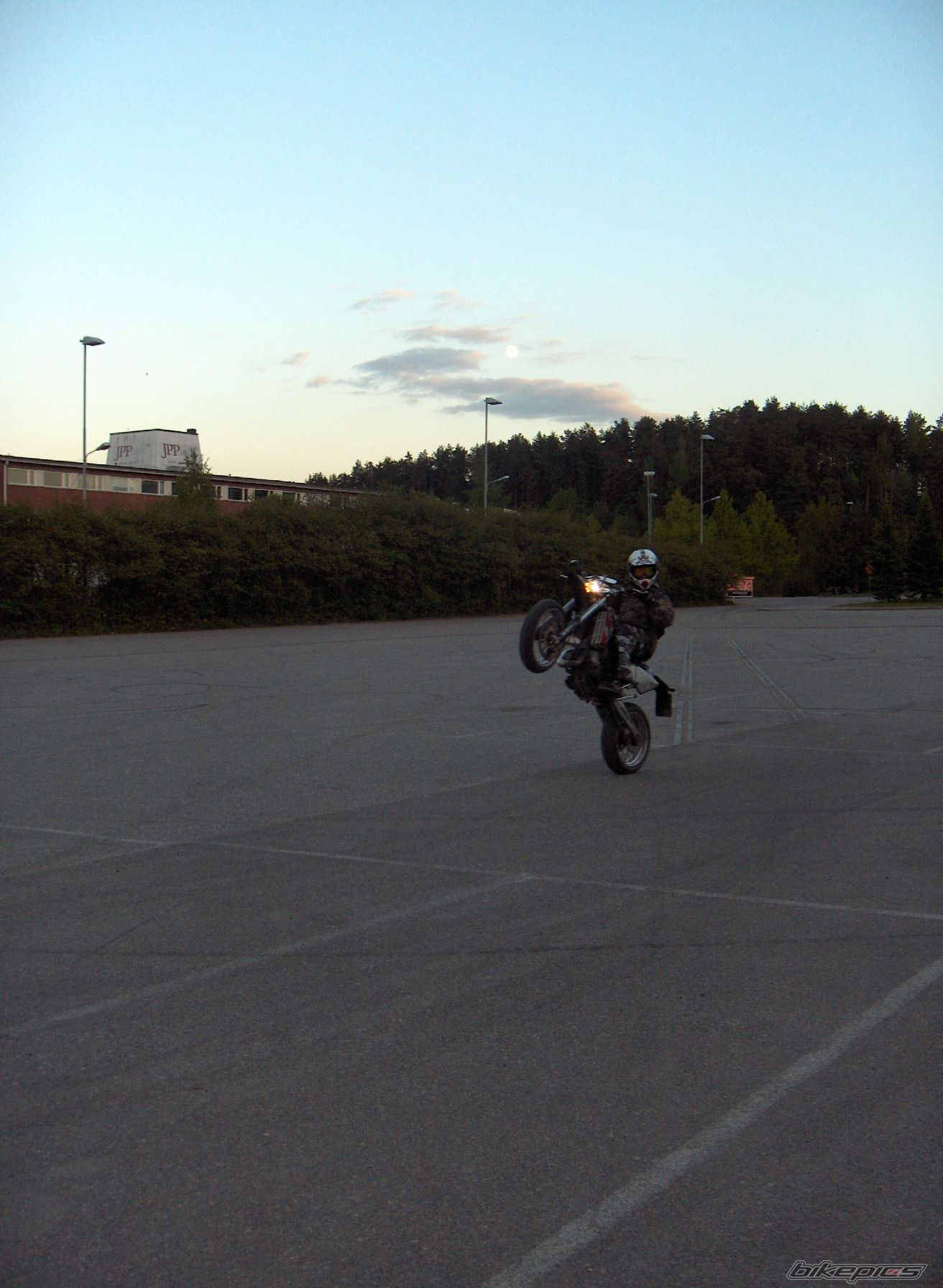 Photo 606242