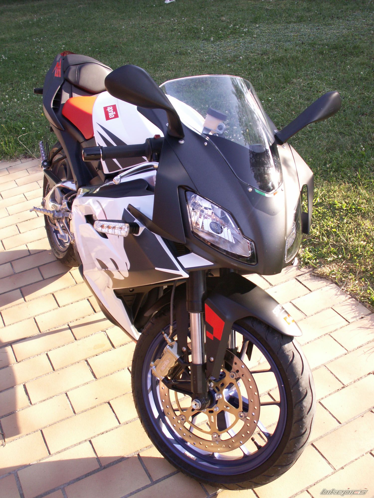 Bike Photo 610085