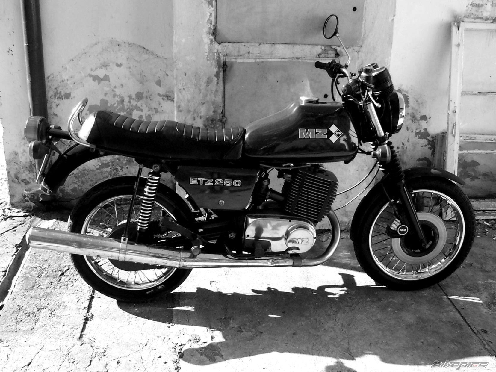 Bike Photo 610599