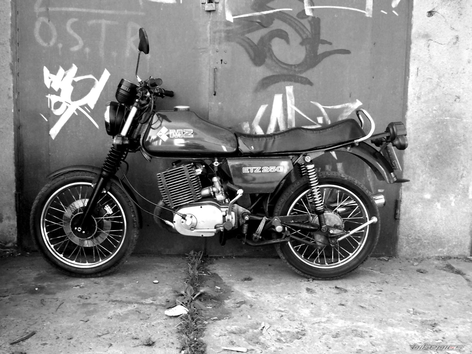 Bike Photo 610607