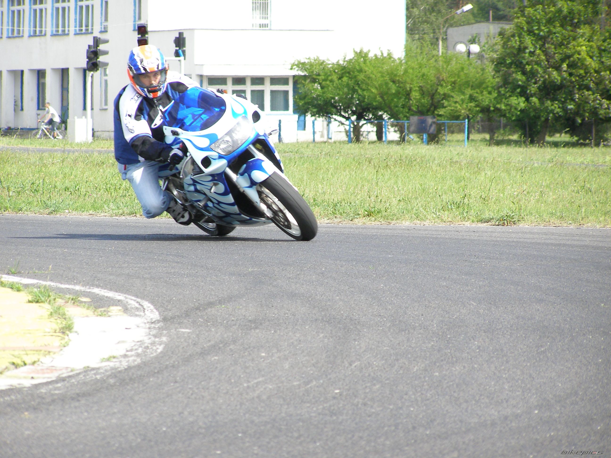 Bike Photo 613131
