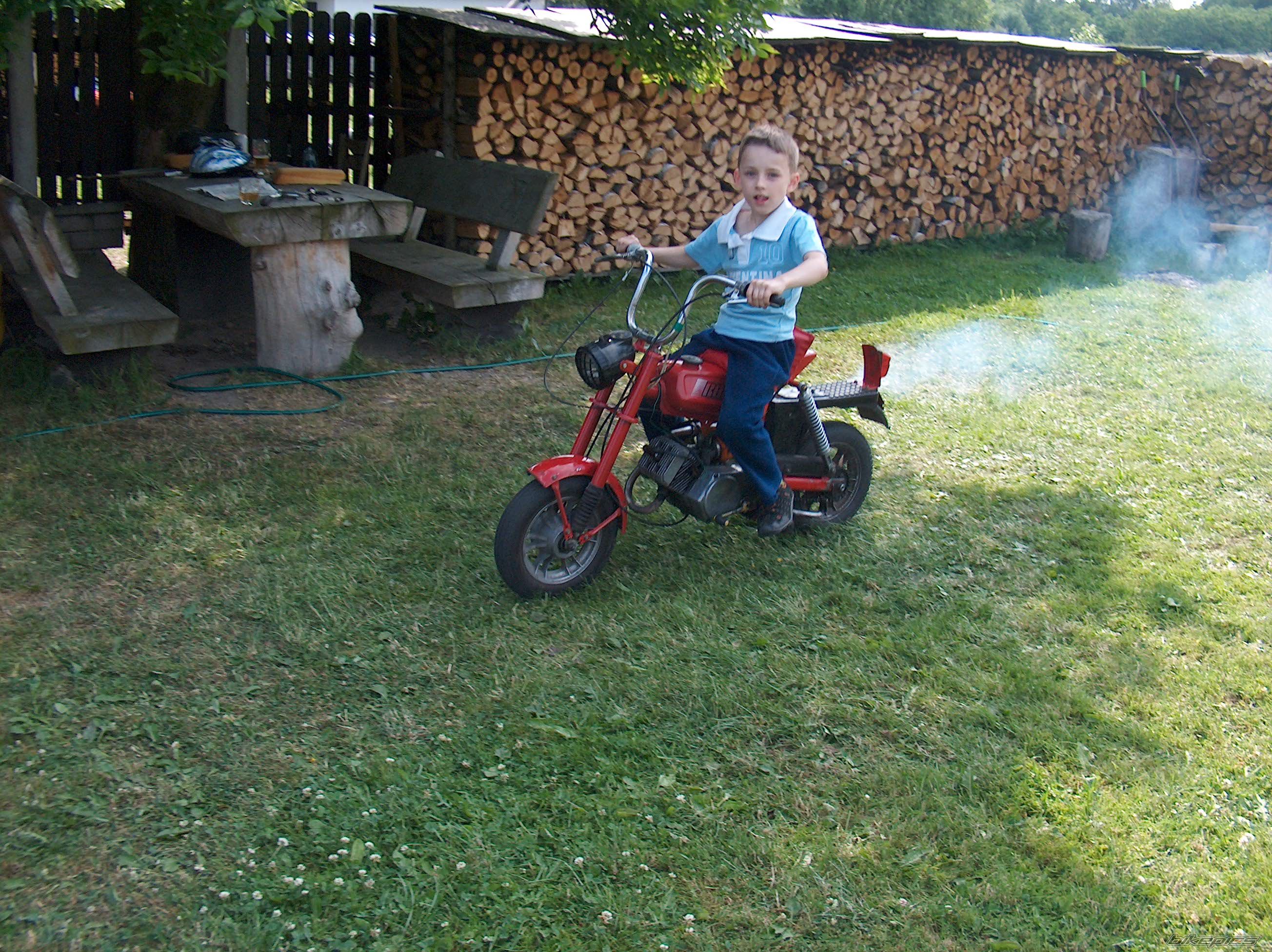 Photo 618765