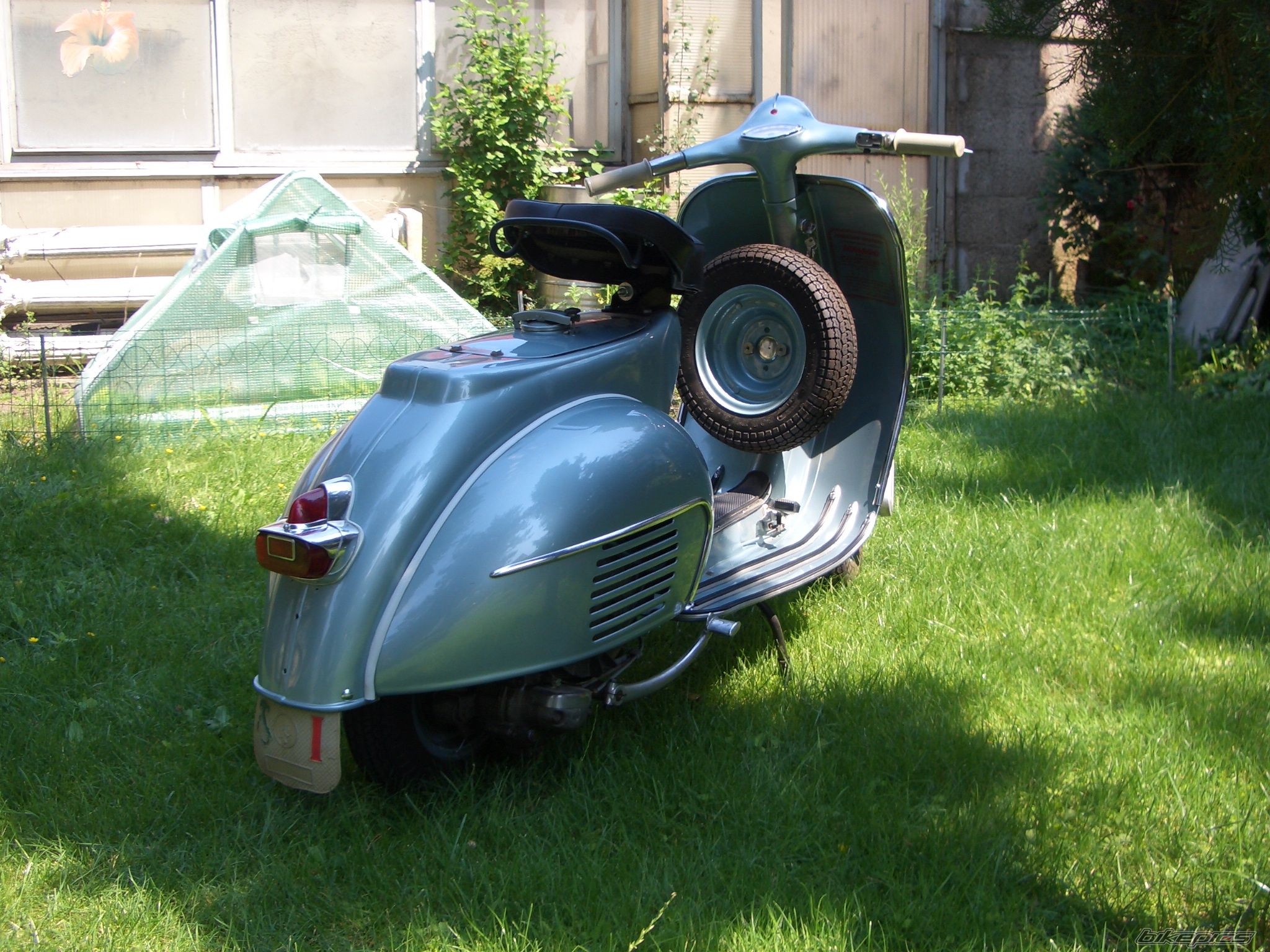 Photo 619796