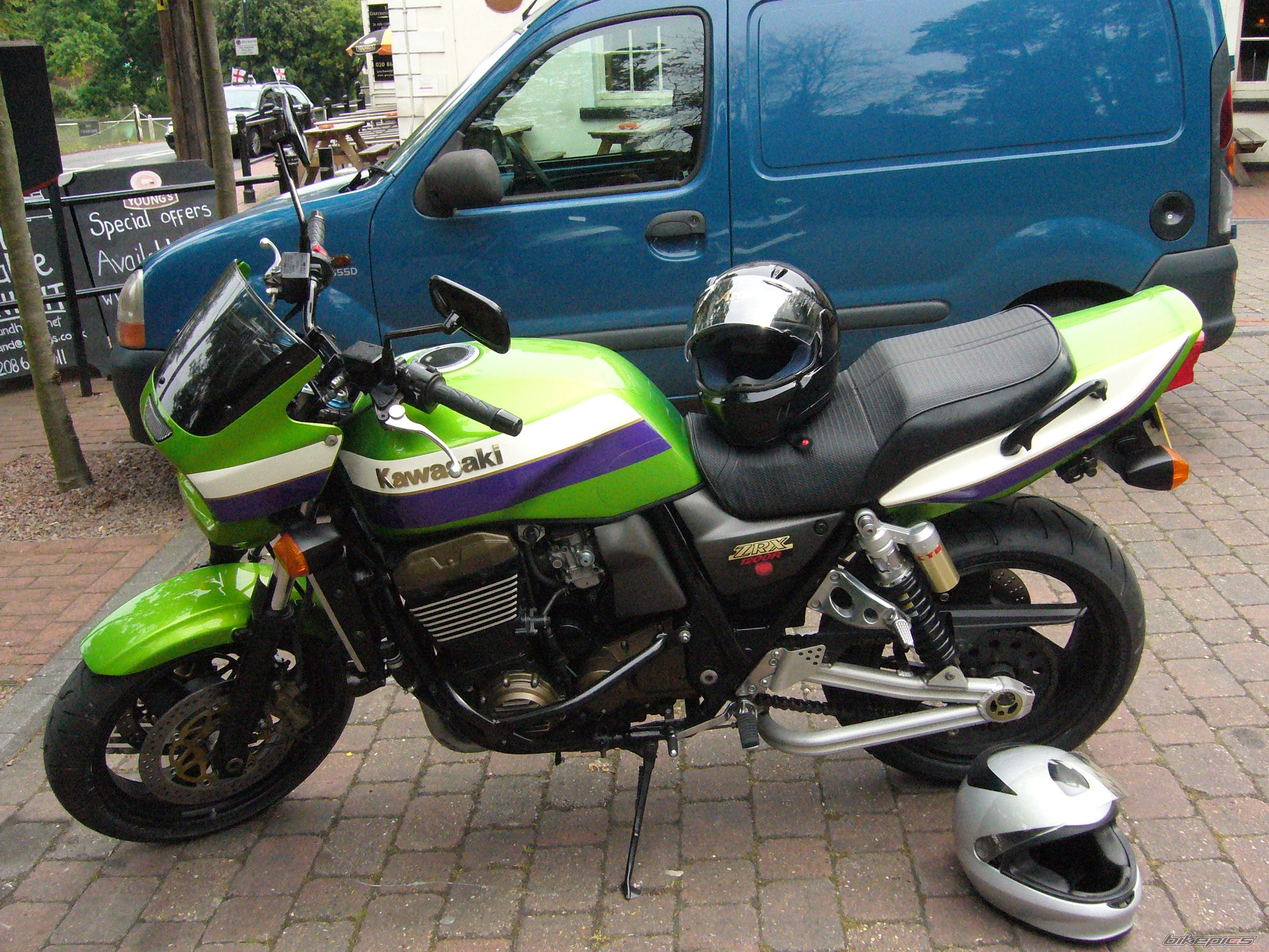 Photo 619842