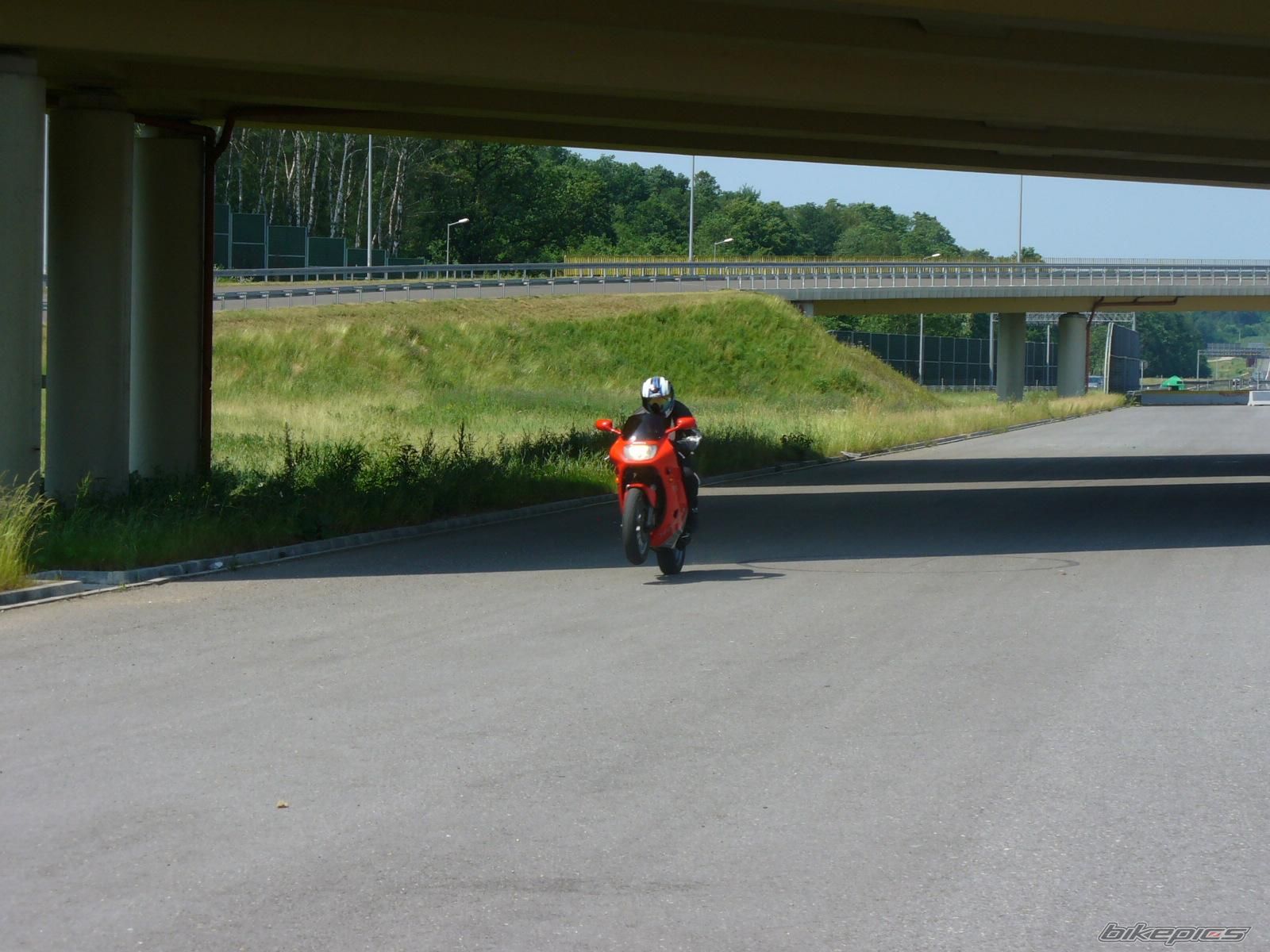 Photo 619988