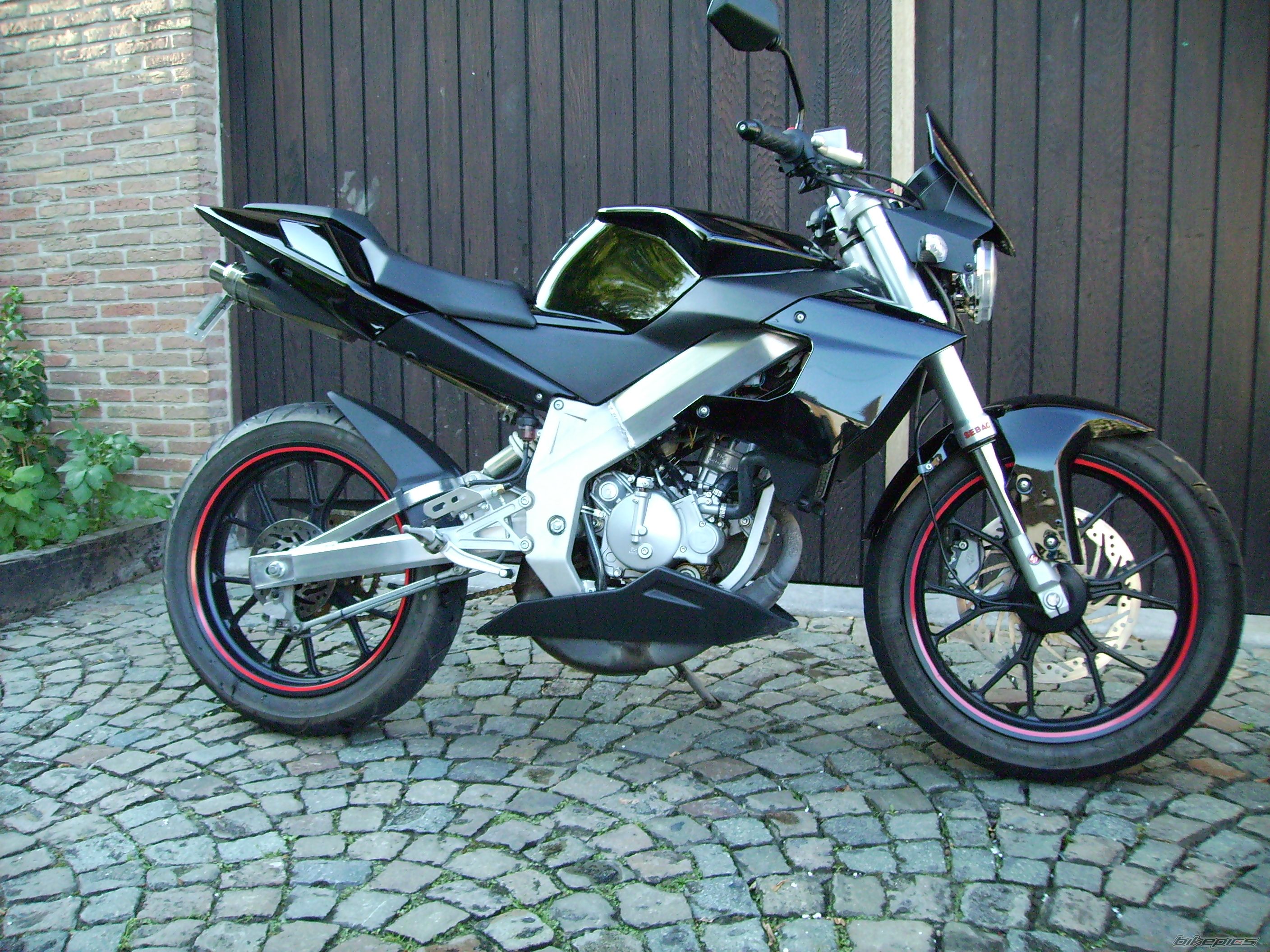 Bike Photo 629871