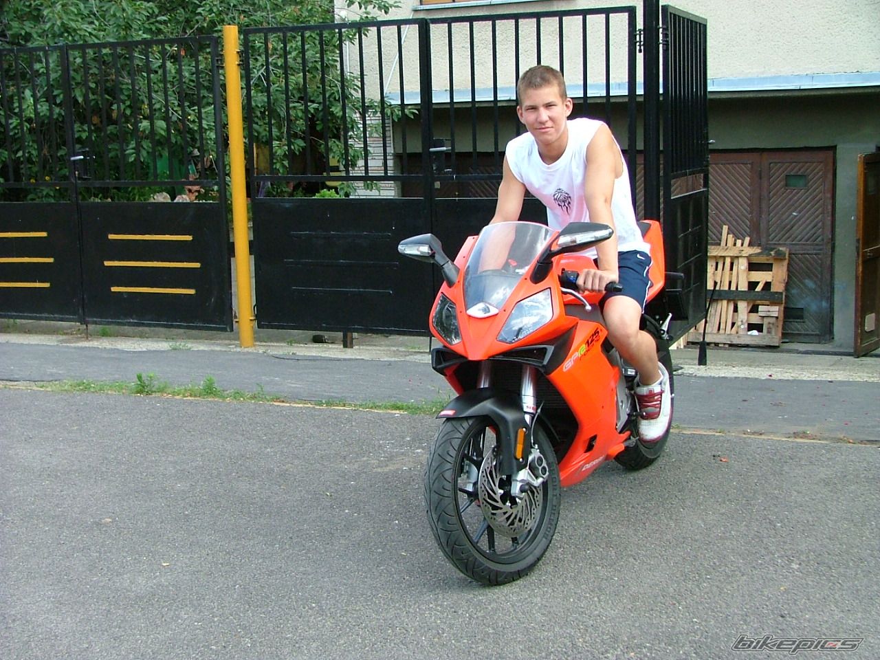 Bike Photo 631118