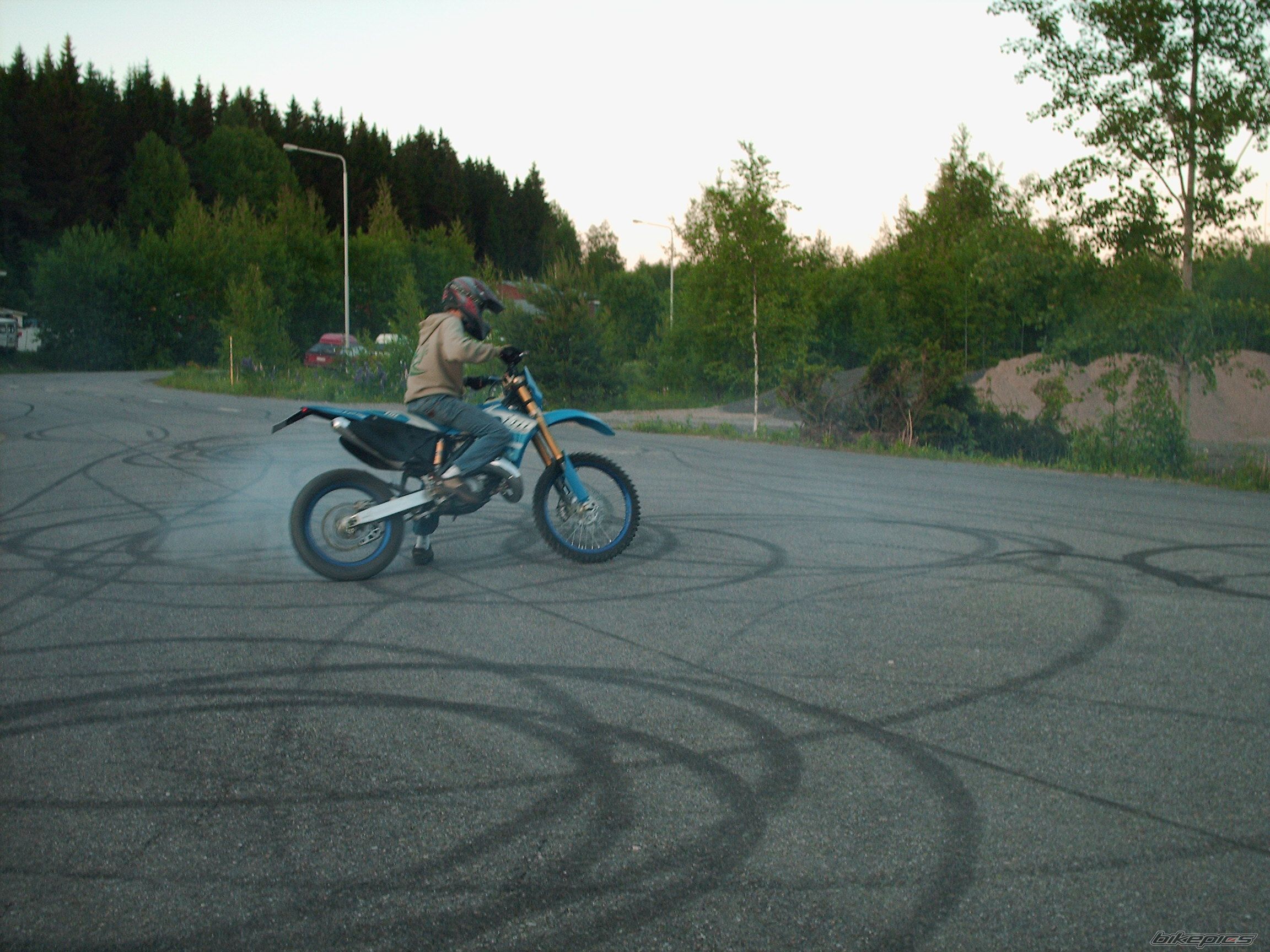 Bike Photo 635736